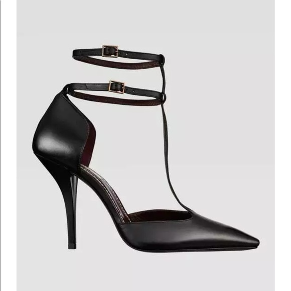 Zara Shoes - NWOT Zara 9  black square toe double strap heel